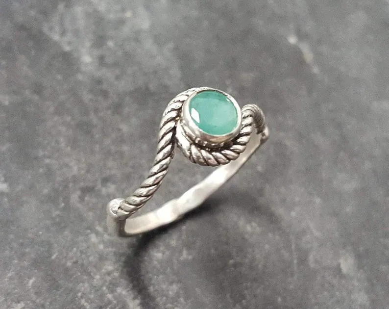 Dainty Emerald Ring - Silver Rope Band - May Birthstone Ring