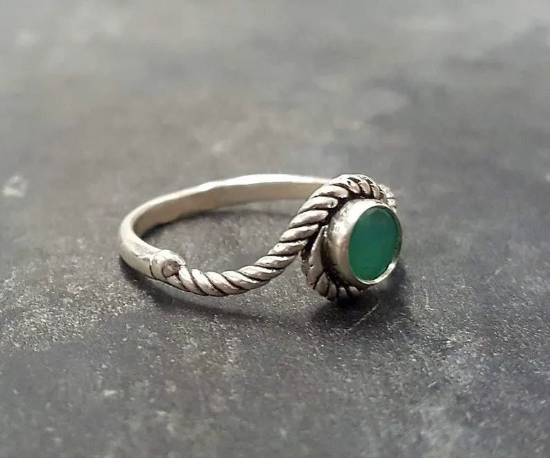 Dainty Emerald Ring - Silver Rope Band - May Birthstone Ring