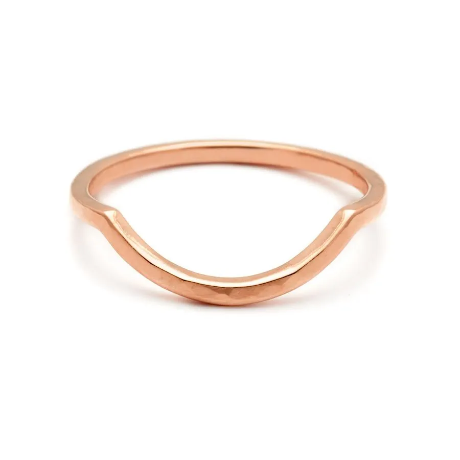 Delicate Curve Band - 14k Gold