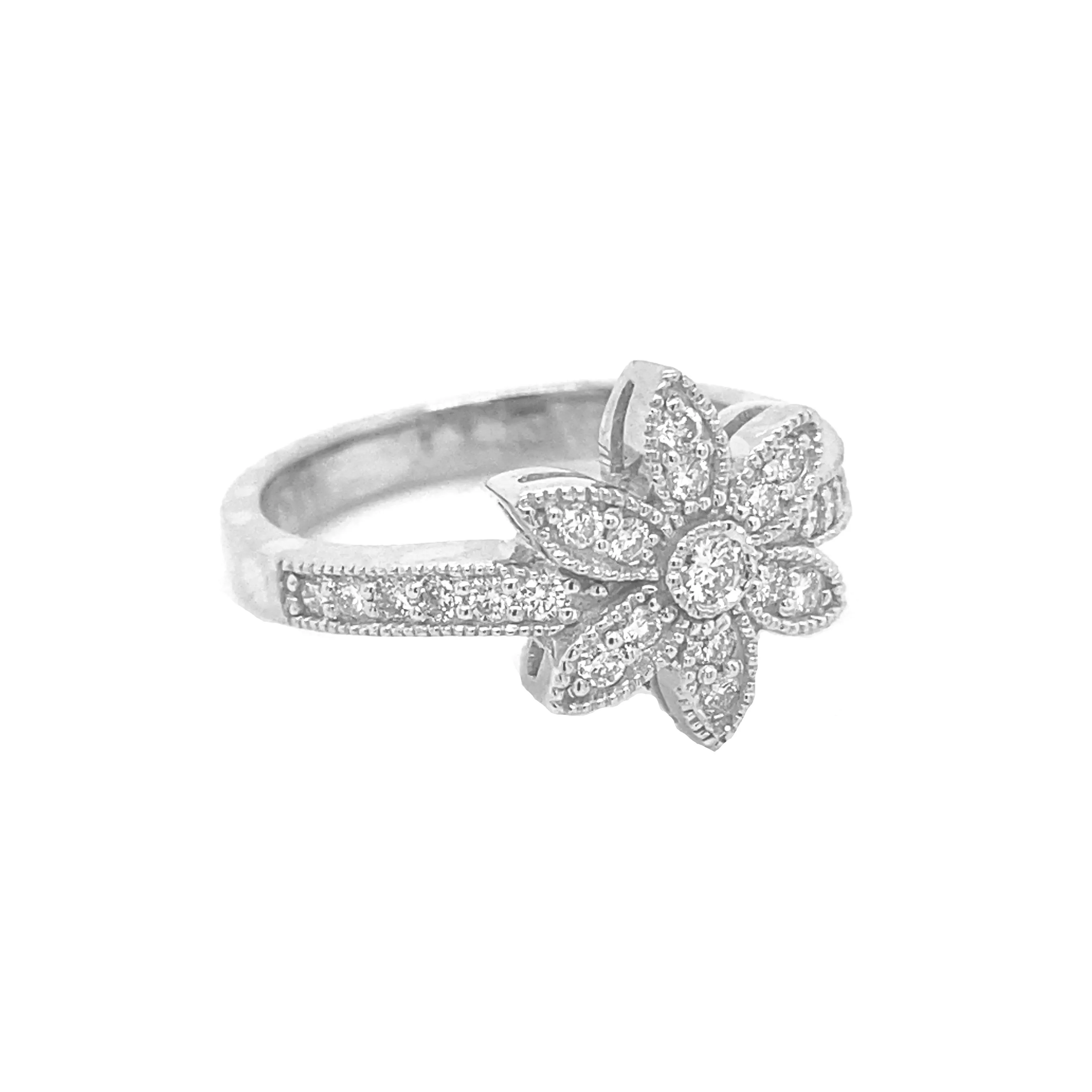 Diamond Flower Ring White Gold R020