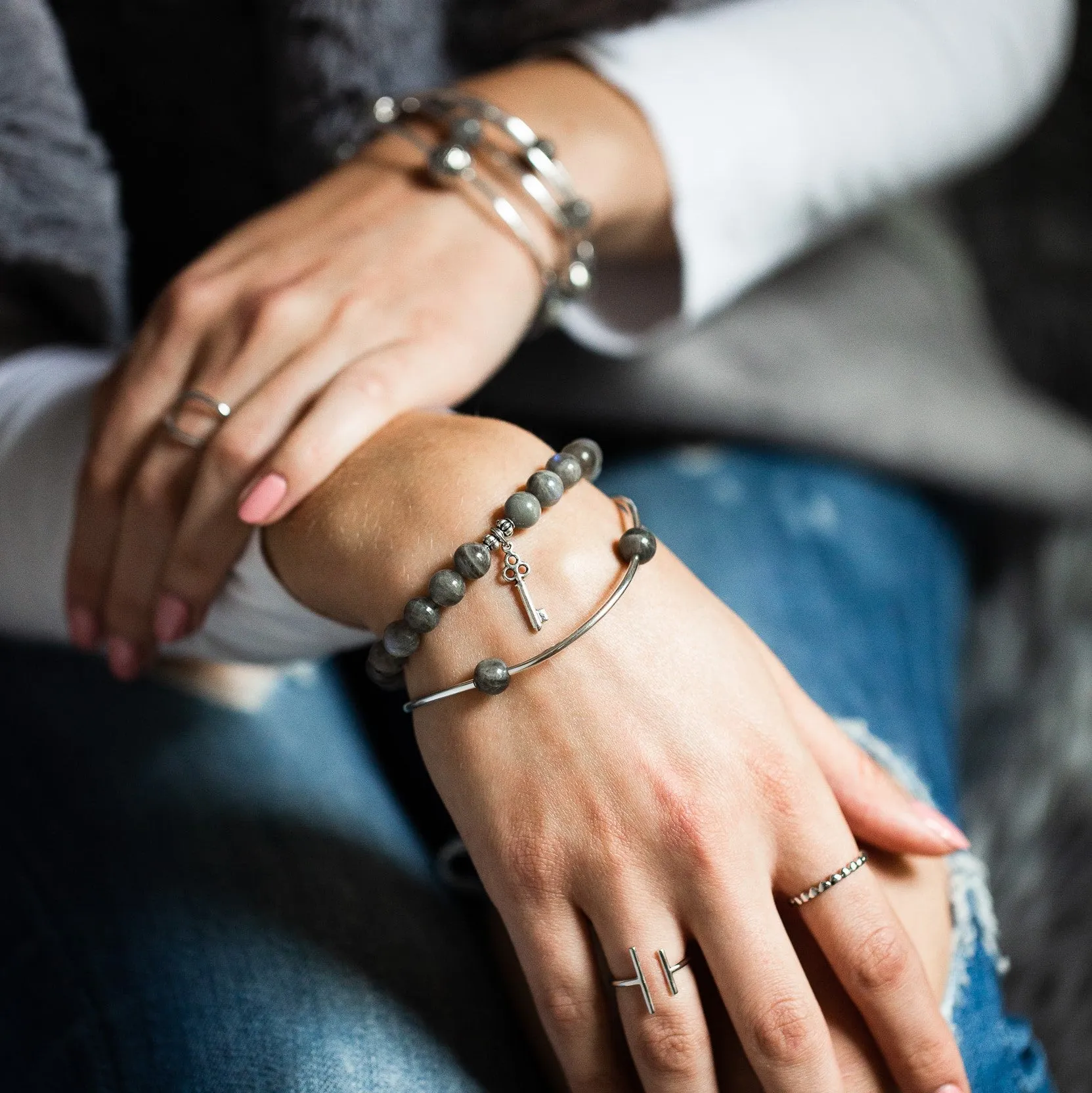 Horseshoe | Stone Beaded Charm Bracelet | Sodalite