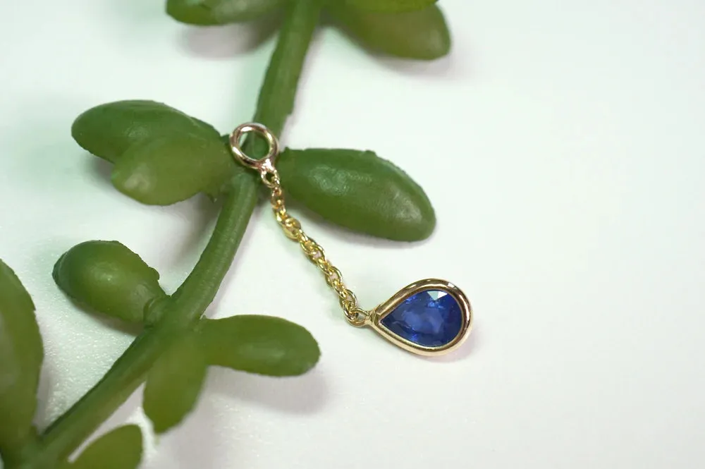 MODERN MOOD FACETED PEAR GEMSTONE BEZEL CHARM ON A CHAIN