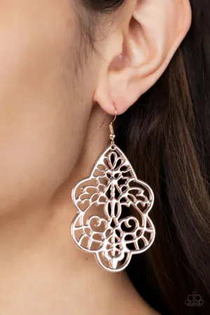 Paparazzi Earring ~ Festive Foliage - Rose Gold