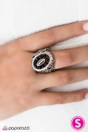 Paparazzi Ring ~ Full Tilt - Black