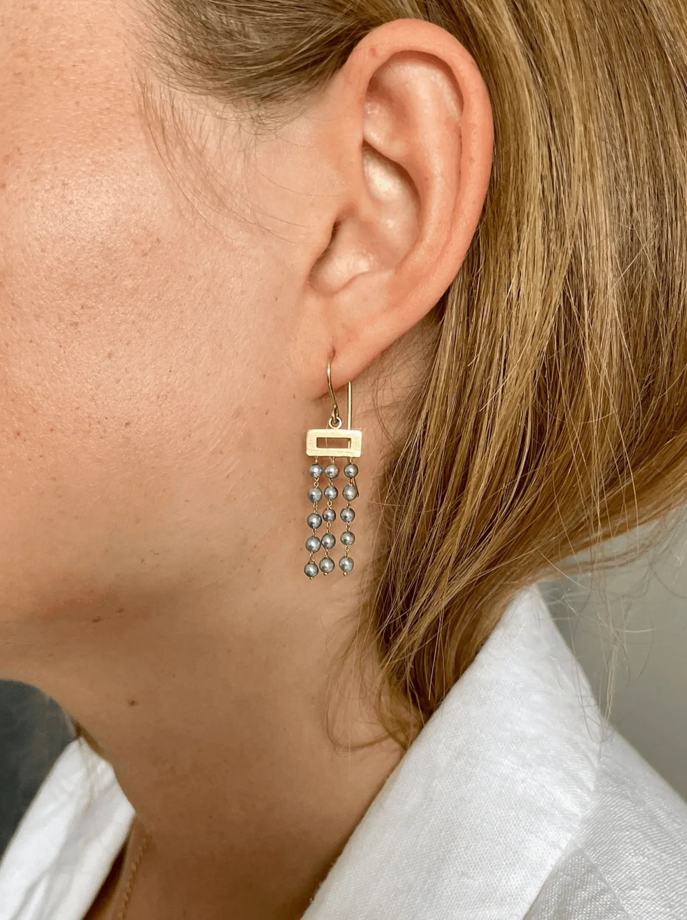 Shower - Earring with small Akoya pearls (limited edition)