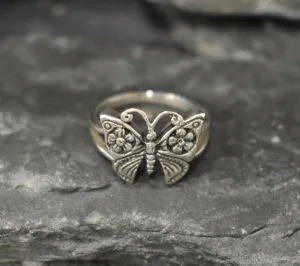 Silver Butterfly Ring - Small Butterfly Ring - Small Animal Ring