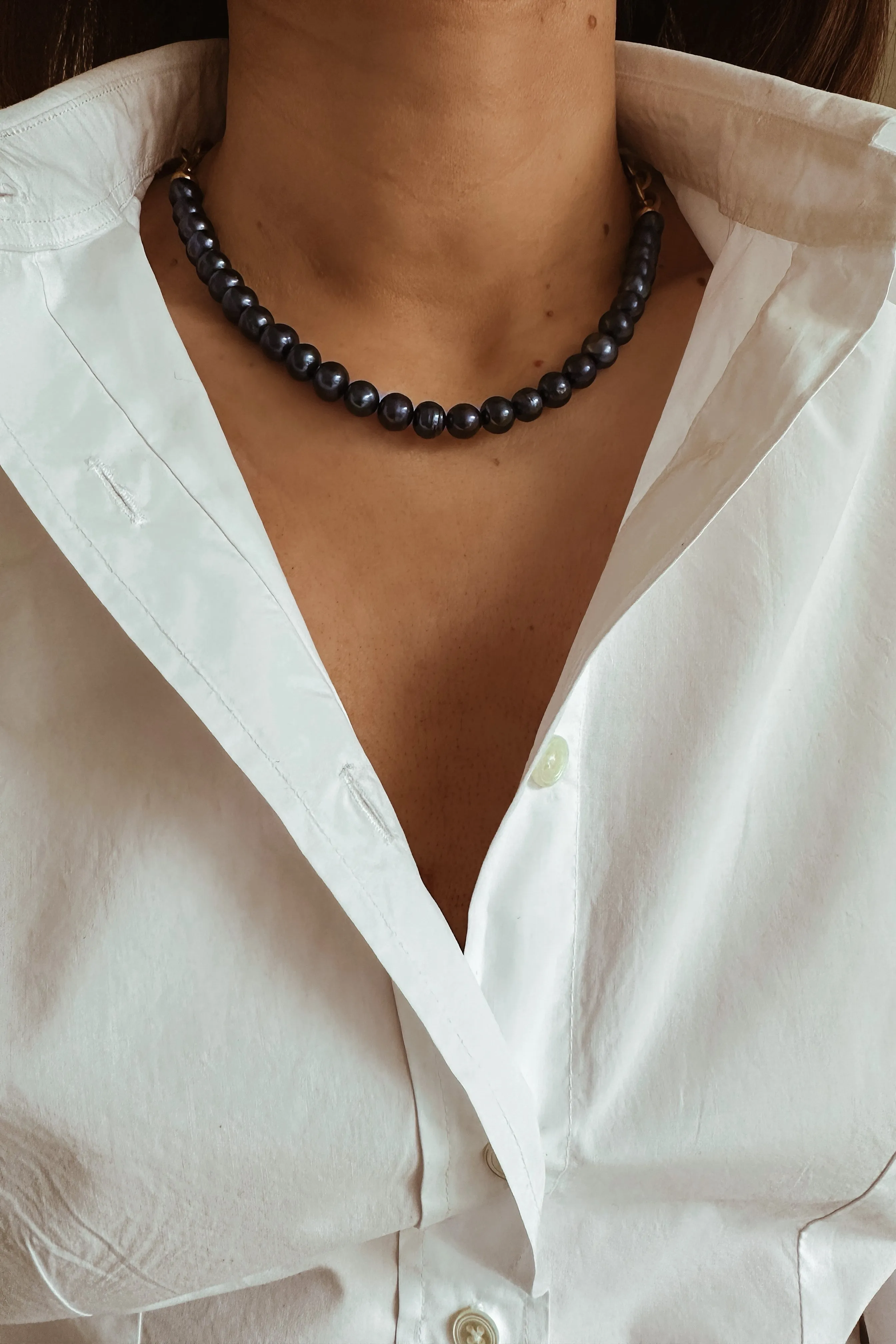 Tahitian Black Pearls & Chain Necklace