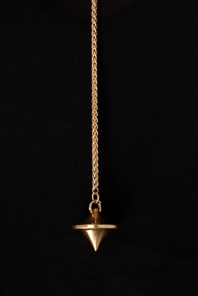 The Venutia Pendulum Necklace