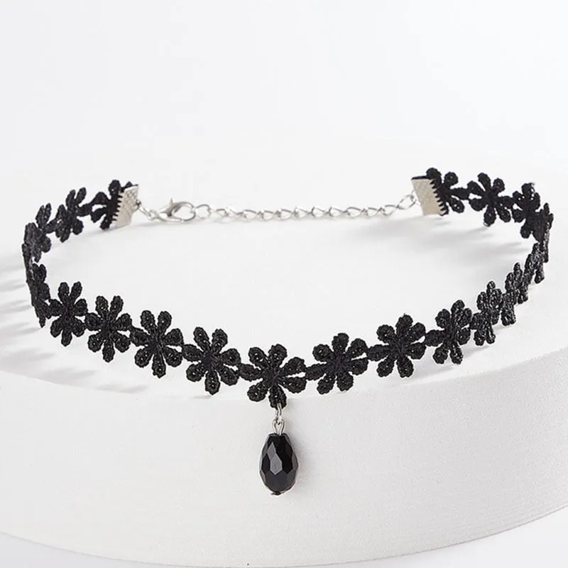 Velvet Choker Necklace for Women Lace Necklace with Pendants Gothic Girl Neck Jewelry