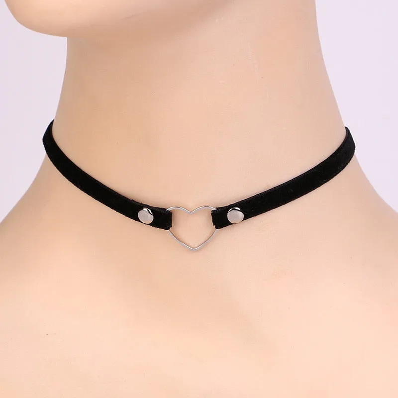 Velvet Choker Necklace for Women Lace Necklace with Pendants Gothic Girl Neck Jewelry