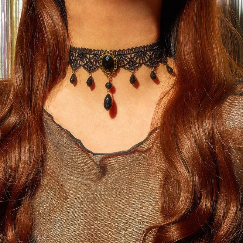 Velvet Choker Necklace for Women Lace Necklace with Pendants Gothic Girl Neck Jewelry